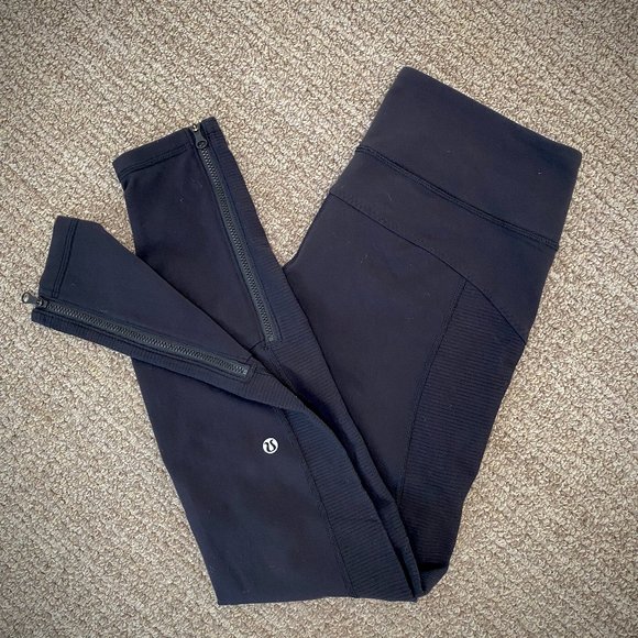 Lululemon Black Full Length Wunder Under Runner Leggings with Zippered Ankles - Picture 4 of 8